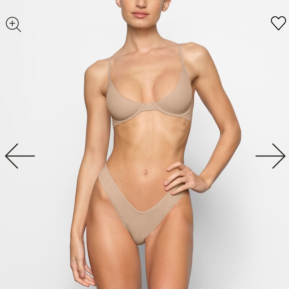 NWT SKIMS Plunge Bra 34DD